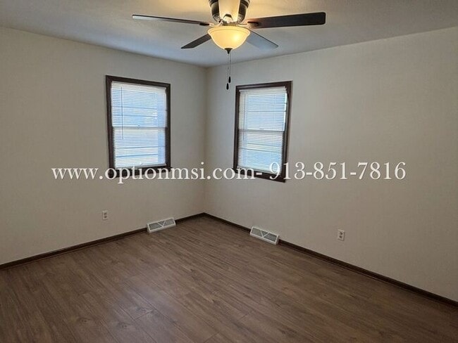 Building Photo - Nook on the Northside!