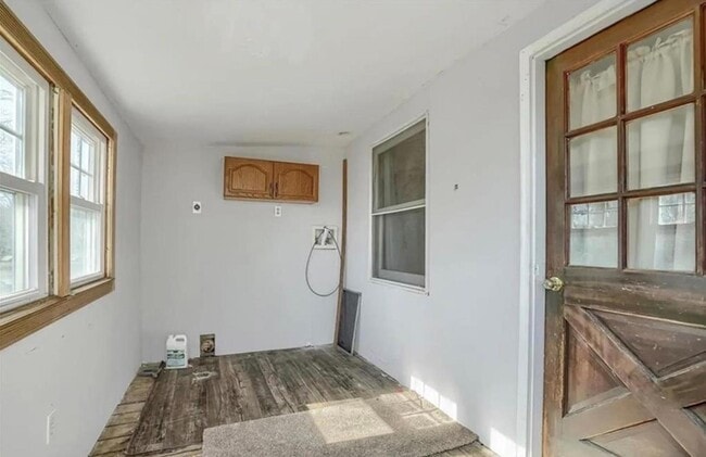 Building Photo - 1535 NY-208
