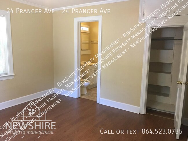 Building Photo - 24 Prancer Ave