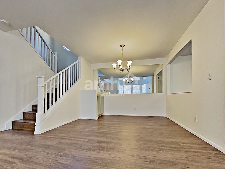 Building Photo - 4508 E Monte Way