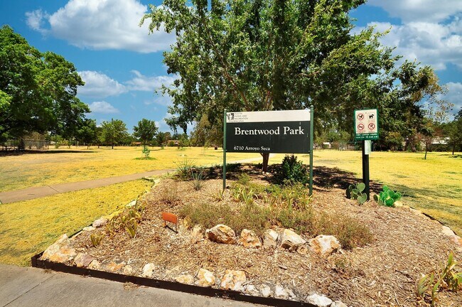 Building Photo - 1000 Arcadia Ave