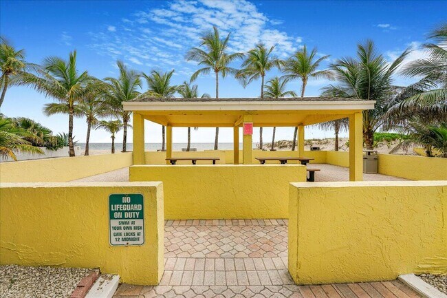 Building Photo - 1395 S Ocean Blvd