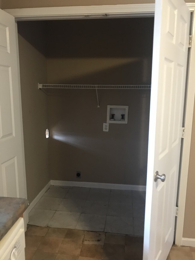 Strawberry Commons 1418 Burgess Dr Dalton GA 30721 Apartment Finder