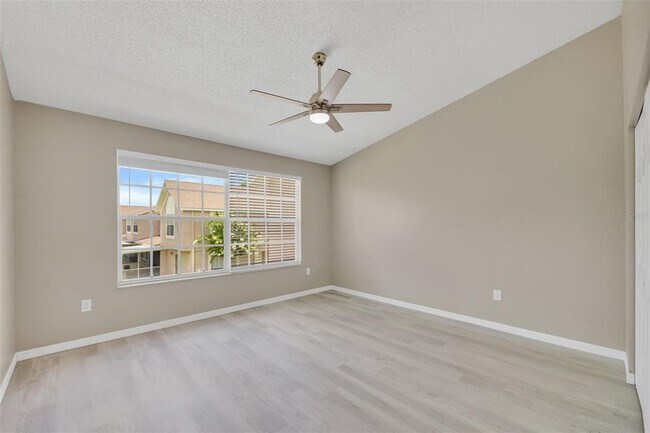 Building Photo - 632 Kensington Lake Cir