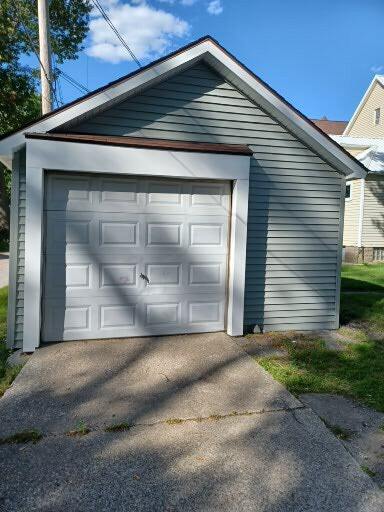 Building Photo - 3913 Electric Ave