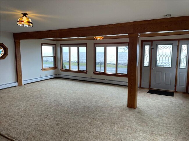 Building Photo - 150 Ontario Blvd