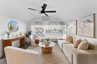 Building Photo - 832 Desty St