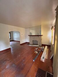 Building Photo - 466 Allwen Dr