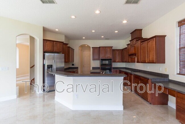 Building Photo - 16114 Bristol Lake Cir