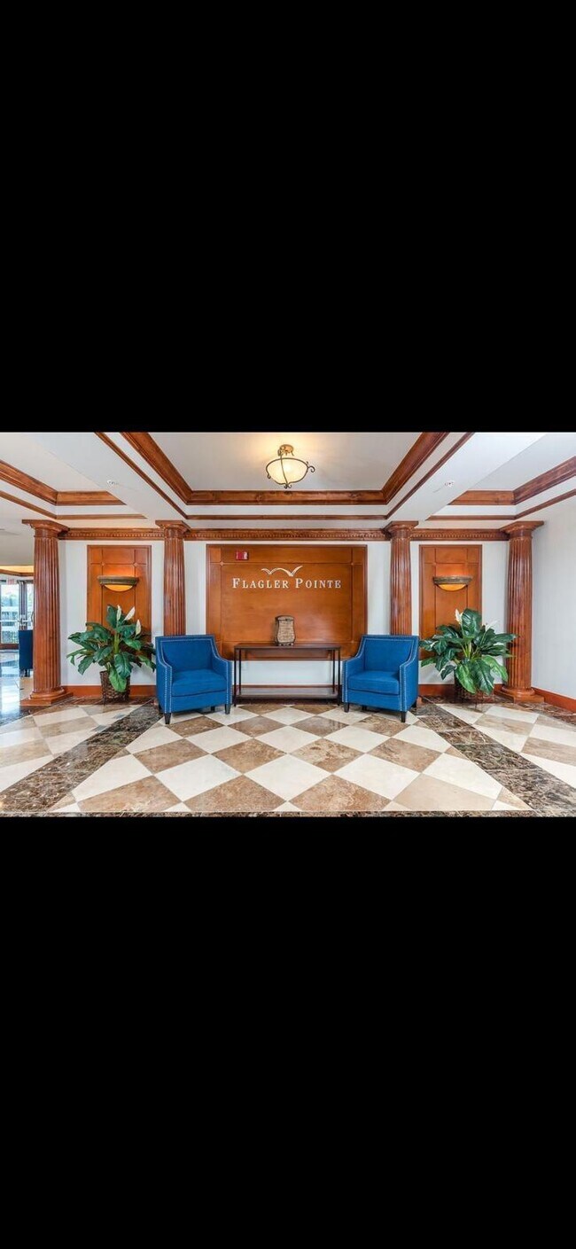 Building Photo - 1803 N Flagler Dr