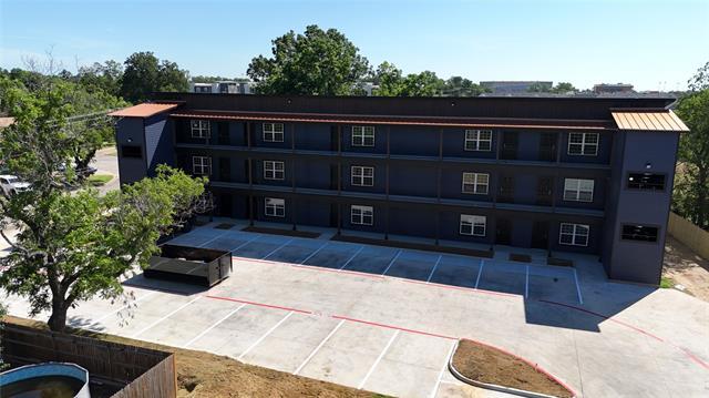 Building Photo - 2290 W Tarleton St