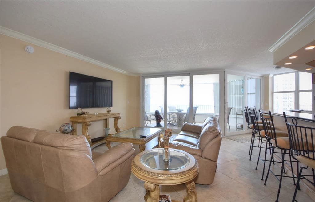Building Photo - 1340 S Ocean Blvd