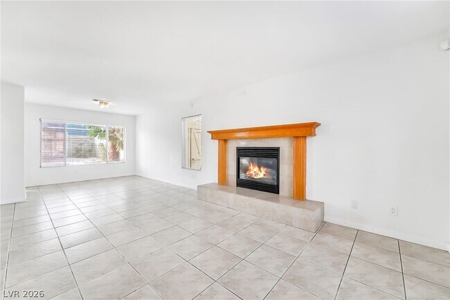 Building Photo - 2813 Via Florentine St