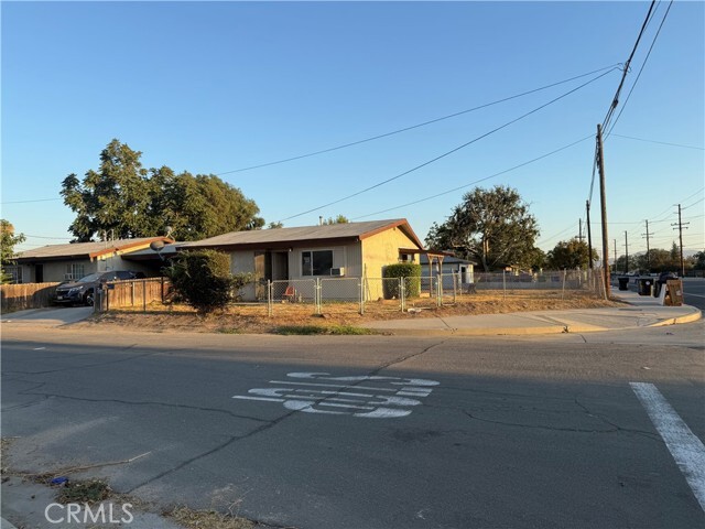 Building Photo - 26511 Fresno St