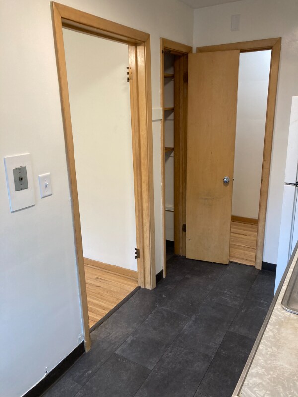 Building Photo - 408 6th St SW