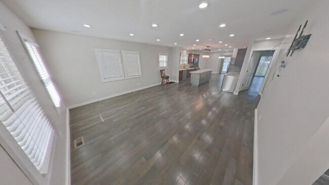 Building Photo - 1423 Ruffner Ave