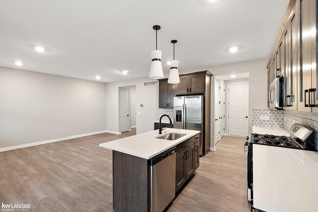 Building Photo - 11390 LANGFELD Spur