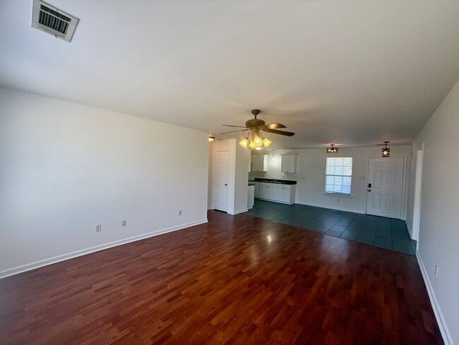 Building Photo - 13706 Apple Glen Cove