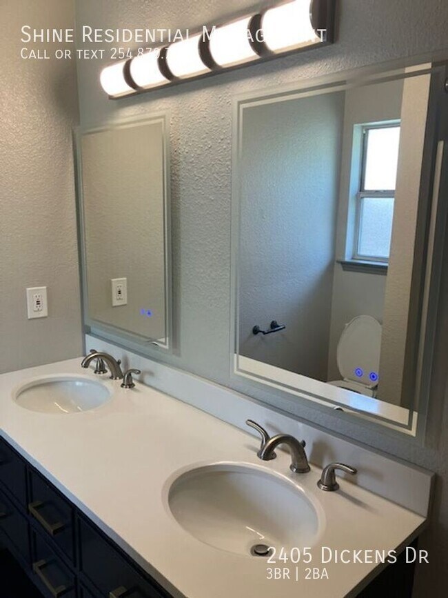 Building Photo - 2405 Dickens Dr