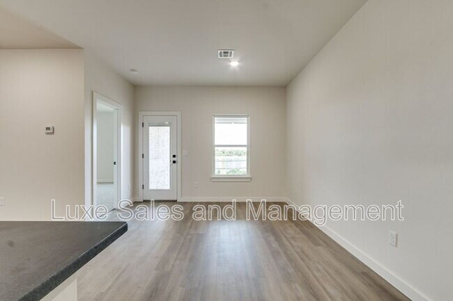 Building Photo - 8329 NW 163rd Ter