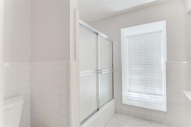 Building Photo - 1712 Scenic Dr