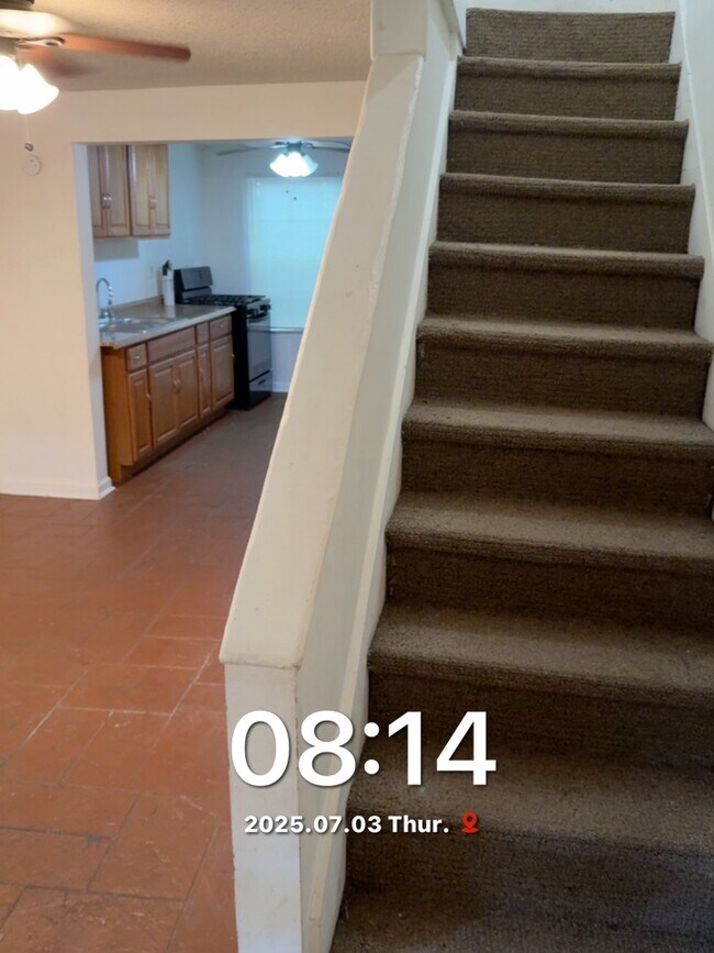 Building Photo - 2126 Danneel St