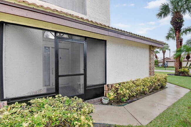Building Photo - 8081 Cassia Dr