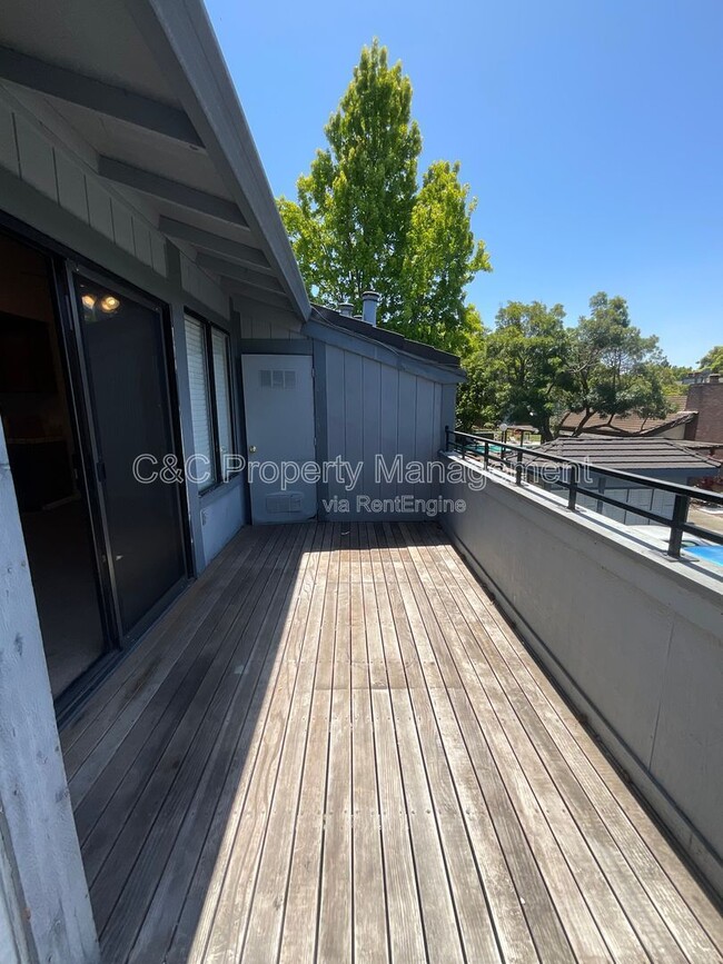 Building Photo - 6254 Joaquin Murieta Ave