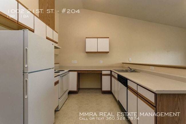 Building Photo - PRE-LEASING: 1 Bedroom WWU Apartment