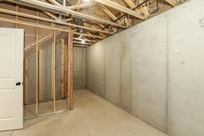 Building Photo - 5314-5316 N Pinecrest St