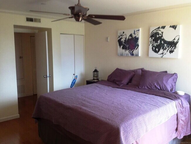Building Photo - "Chic 1-Bedroom Urban Retreat in Vibrant San Diego Locale!"