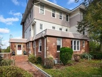 Building Photo - 270 8th Ave