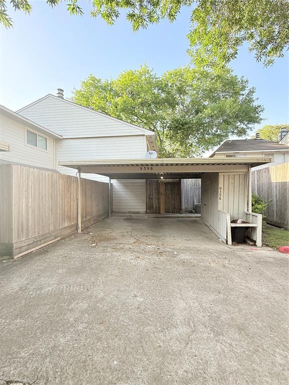 Primary Photo - 9398 Beechnut St