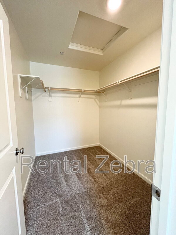 Building Photo - 4075 Cinnabar Ct
