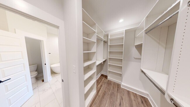 Building Photo - 1061 Veridian Dr