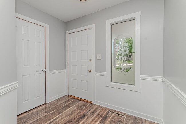 Building Photo - Please View 3D Virtual Walk-Through Before...