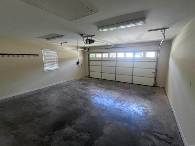 Building Photo - 1808 Airborn Dr