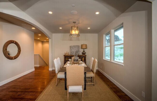 Building Photo - Modern Country Home in Petaluma – 4 Bed, 3...