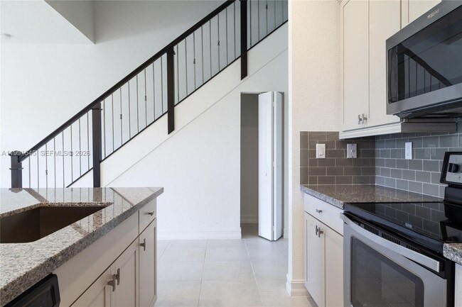 Building Photo - 11340 SW 16th St