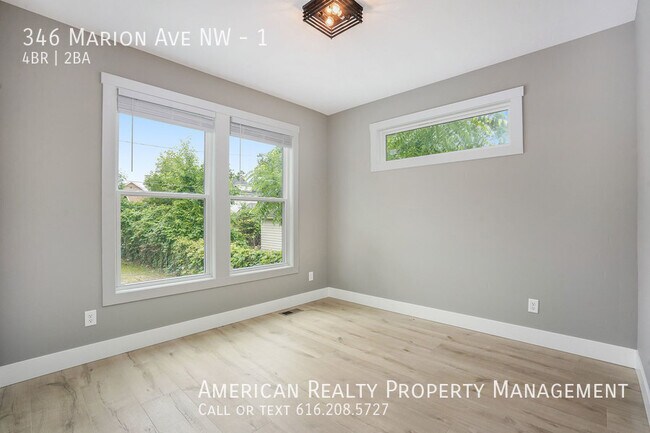 Building Photo - 346 Marion Ave NW