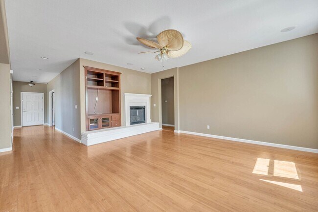 Building Photo - 8639 Brush Way