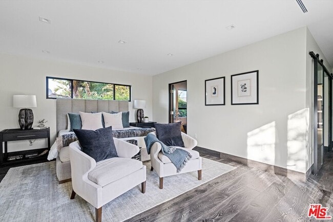 Building Photo - 2301 Donella Cir