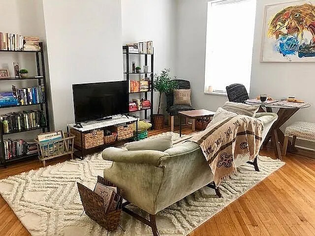 Building Photo - 4816 Chester Ave