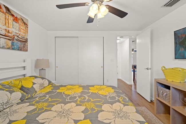 Building Photo - 7021 Sonata Dr