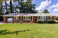 Building Photo - 3003 Stratford Dr