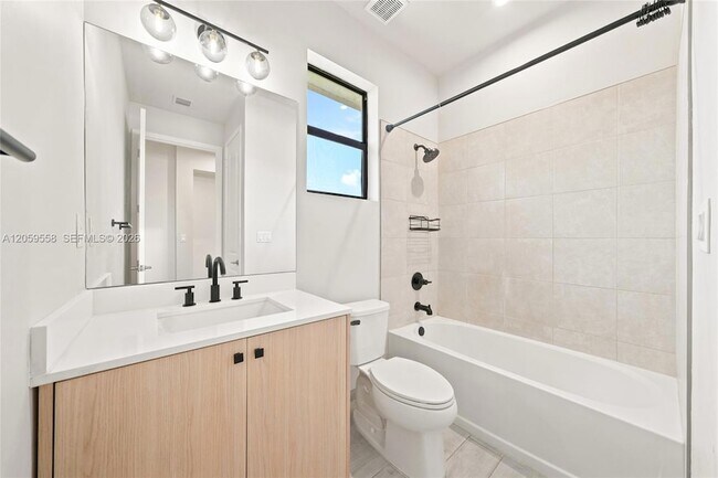 Building Photo - 23206 SW 108th Ave