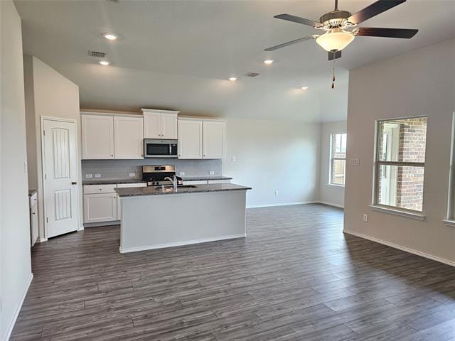Building Photo - 4529 Ashmark Rd