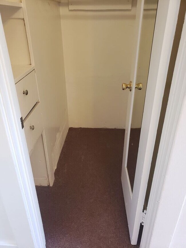 Building Photo - City Heights Duplex coming available soon!