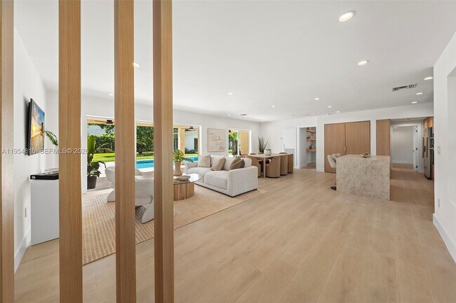 Building Photo - 7460 SW 126th St