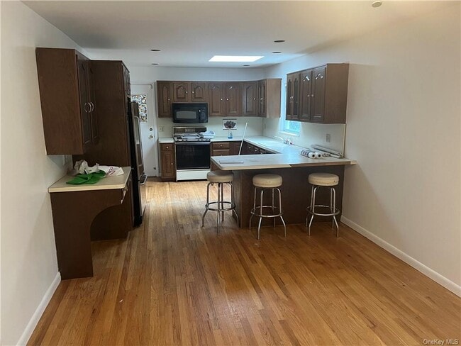 Building Photo - 260 5th St